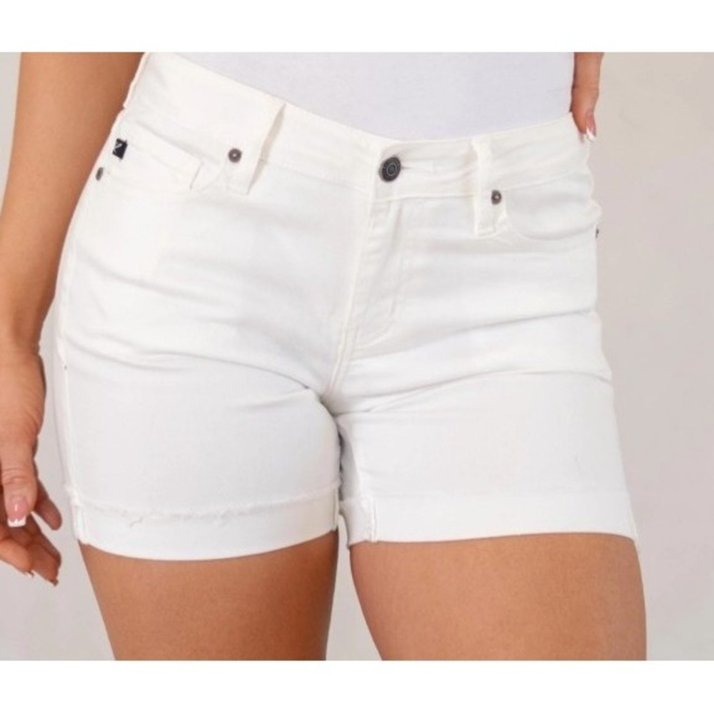 Kancan White Distressed raw hem cuffed 6" jean short Women SZ L stretch mid rise